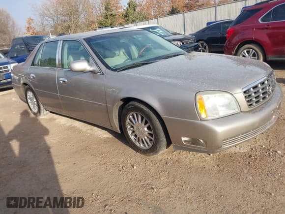 ✅ 2004 Cadillac DeVille DHS • VIN: 1G6KE54YX4U157883 • Lot: 41795032. Wystawiony na IAAI z przebiegiem 209 135 mil. Bezpłatny archiwum sprzedaży aukcyjnych z USA i szczegółowy raport historii pojazdu na DreamBid. Zdjęcie 1.