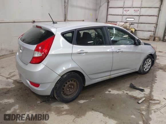 ✅ 2014 Hyundai Accent GS • VIN: KMHCT5AE1EU172920 • Лот: 43658543. Опубликован ранее на IAAI с пробегом 448 091 миль. Бесплатный доступ к архиву аукционных продаж из США и подробный отчёт об истории автомобиля на DreamBid. Изображение 4.