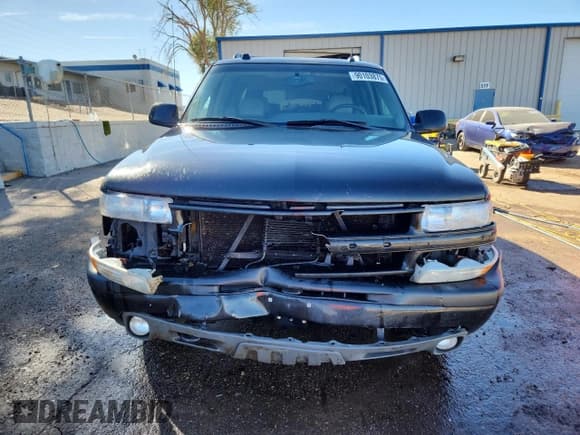 ✅ 2004 Chevrolet Suburban LT • VIN: 3GNFK16Z34G266492 • Lot: 90103875. Listed on Copart with 215,482 mi. Free auction sales archive from the USA and detailed vehicle history report at DreamBid. Image 5.