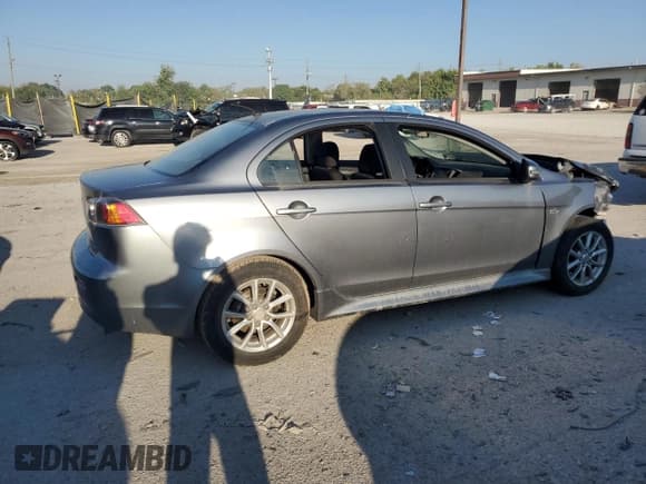 ✅ 2015 Mitsubishi Lancer ES • VIN: JA32U2FUXFU011929 • Lot: 80625305. Wystawiony na Copart z przebiegiem Nie podano. Bezpłatny archiwum sprzedaży aukcyjnych z USA i szczegółowy raport historii pojazdu na DreamBid. Zdjęcie 3.