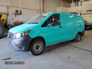 ✅ 2022 Mercedes-Benz Metris Cargo • VIN: W1YV0BEY5N3963087 • Lot: 43725994. Wystawiony na Copart z przebiegiem 60 971 mil. Bezpłatny archiwum sprzedaży aukcyjnych z USA i szczegółowy raport historii pojazdu na DreamBid. Zdjęcie 1.