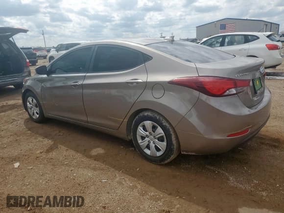 ✅ 2016 Hyundai Elantra SE • VIN: 5NPDH4AE1GH789476 • Lot: 80633745. Listed on Copart with 94,829 mi. Free auction sales archive from the USA and detailed vehicle history report at DreamBid. Image 2.