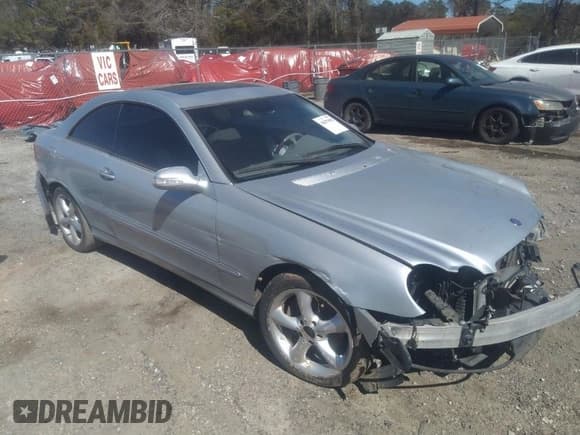 ✅ 2005 Mercedes-Benz CLK 320 • VIN: WDBTJ65J25F127494 • Lot: 41679956. Listed on IAAI with 106,746 mi. Free auction sales archive from the USA and detailed vehicle history report at DreamBid. Image 1.