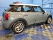 ✅ 2020 MINI Hardtop 4 Door Cooper • VIN: WMWXU7C04L2L62913 • Lot: 90824315. Wystawiony na Copart z przebiegiem 64 527 mil. Bezpłatny archiwum sprzedaży aukcyjnych z USA i szczegółowy raport historii pojazdu na DreamBid. Zdjęcie 3.