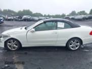 ✅ 2009 Mercedes-Benz CLK 350 • VIN: WDBTK56F89T103600 • Лот: 42516556. Опубликован ранее на IAAI с пробегом 91 527 миль. Бесплатный доступ к архиву аукционных продаж из США и подробный отчёт об истории автомобиля на DreamBid. Изображение 14.