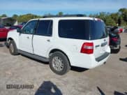 ✅ 2013 Ford Expedition XLT • VIN: 1FMJU1H53DEF28683 • Lot: 43675422. Wystawiony na IAAI z przebiegiem 50 516 mil. Bezpłatny archiwum sprzedaży aukcyjnych z USA i szczegółowy raport historii pojazdu na DreamBid. Zdjęcie 3.