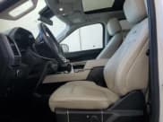 ✅ 2020 Ford Expedition Max Platinum • VIN: 1FMJK1MT4LEA05536 • Lot: 85120925. Wystawiony na Copart z przebiegiem 90 062 mil. Bezpłatny archiwum sprzedaży aukcyjnych z USA i szczegółowy raport historii pojazdu na DreamBid. Zdjęcie 7.