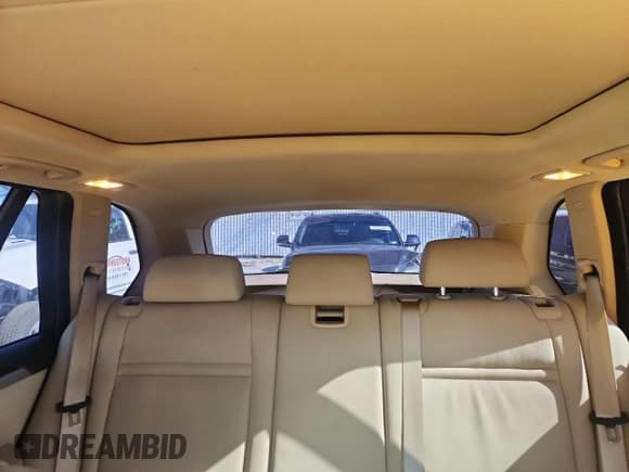 ✅ 2009 BMW X5 30i • VIN: 5UXFE43549L269056 • Lot: 90879485. Wystawiony na Copart z przebiegiem 237 061 mil. Bezpłatny archiwum sprzedaży aukcyjnych z USA i szczegółowy raport historii pojazdu na DreamBid. Zdjęcie 10.