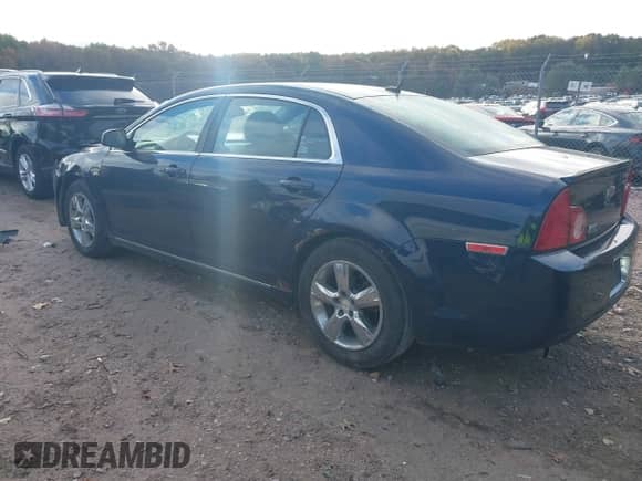 2011 Chevrolet Malibu 2LT z VIN 1G1ZD5E1XBF227991, wystawiony jako IAAI lot #43496177 z przebiegiem 175 673 mil mil oraz . Historia ofert i sprzedaży dostępna na DreamBid. Obrazek 3.