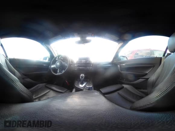 ✅ 2016 BMW 2 Series 228i xDrive • VIN: WBA1L9C56GV324278 • Lot: 41414710. Wystawiony na IAAI z przebiegiem 101 785 mil. Bezpłatny archiwum sprzedaży aukcyjnych z USA i szczegółowy raport historii pojazdu na DreamBid. Zdjęcie 18.