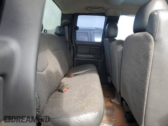 2004 Chevrolet Silverado 1500 с VIN 1GCEK19T64E350633, выставлен на аукционе Copart как лот 51917025 с пробегом 232 781 миль миль и Списание • Salvage title. История ставок и продаж доступна на DreamBid. Изображение 11.