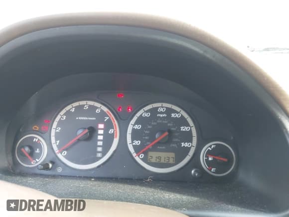 ✅ 2003 Honda CR-V EX • VIN: SHSRD78843U155910 • Lot: 43684933. Wystawiony na IAAI z przebiegiem 219 137 mil. Bezpłatny archiwum sprzedaży aukcyjnych z USA i szczegółowy raport historii pojazdu na DreamBid. Zdjęcie 7.