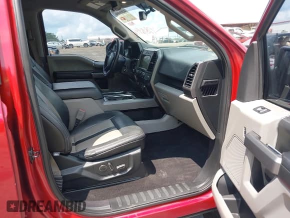 ✅ 2018 Ford F-150 XL • VIN: 1FTEW1C53JKF33290 • Lot: 42896946. Listed on IAAI with 91,525 mi. Free auction sales archive from the USA and detailed vehicle history report at DreamBid. Image 5.