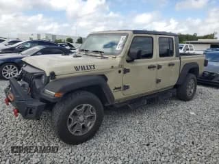 ✅ 2022 Jeep Gladiator Willys • VIN: 1C6HJTAG1NL177487 • Lot: 84777625. Wystawiony na Copart z przebiegiem 46 581 mil. Bezpłatny archiwum sprzedaży aukcyjnych z USA i szczegółowy raport historii pojazdu na DreamBid. Zdjęcie 1.