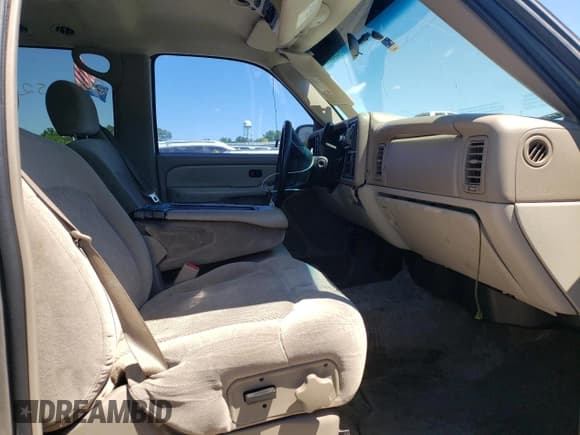 ✅ 2002 Chevrolet Suburban LT • VIN: 1GNFK16Z72J153477 • Лот: 78527934. Опубликован ранее на Copart с пробегом 292 252 миль. Бесплатный доступ к архиву аукционных продаж из США и подробный отчёт об истории автомобиля на DreamBid. Изображение 5.