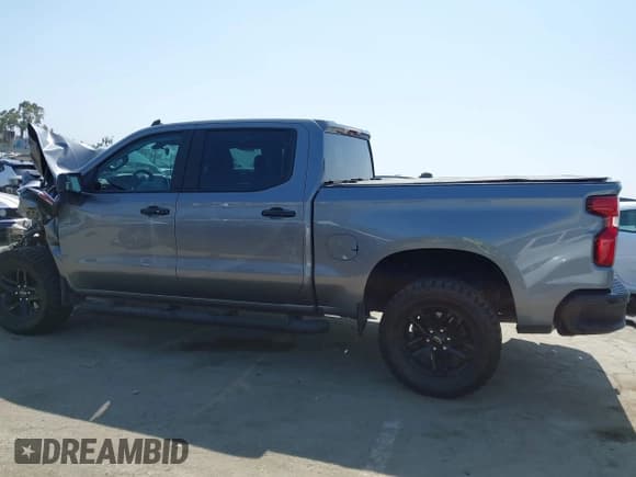 ✅ 2021 Chevrolet Silverado 1500 LT Trail Boss • VIN: 1GCPYFED1MZ412404 • Lot: 42581999. Listed on IAAI with 73,245 mi. Free auction sales archive from the USA and detailed vehicle history report at DreamBid. Image 14.