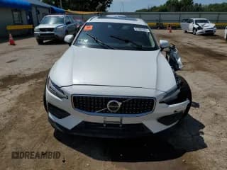 ✅ 2023 Volvo V60 Plus • VIN: YV4L12WY9P2109300 • Lot: 75467504. Listed on Copart with 11,733 mi. Free auction sales archive from the USA and detailed vehicle history report at DreamBid. Image 5.