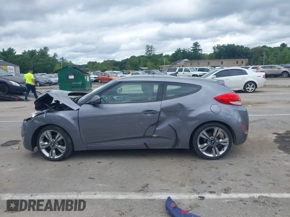 ✅ 2016 Hyundai Veloster • VIN: KMHTC6AD1GU248362 • Lot: 43031171. Listed on IAAI with 51,650 mi. Free auction sales archive from the USA and detailed vehicle history report at DreamBid. Image 14.