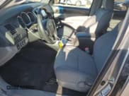 ✅ 2015 Toyota Tacoma • VIN: 3TMLU4EN0FM195620 • Lot: 92488525. Listed on Copart with 128,727 mi. Free auction sales archive from the USA and detailed vehicle history report at DreamBid. Image 7.