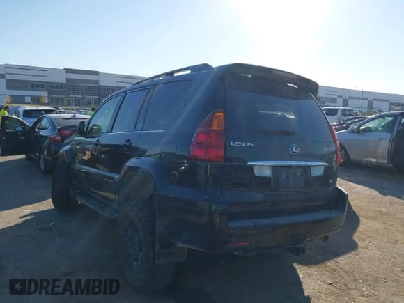 ✅ 2004 Lexus GX 470 • VIN: JTJBT20X440051027 • Lot: 43627779. Wystawiony na IAAI z przebiegiem 235 708 mil. Bezpłatny archiwum sprzedaży aukcyjnych z USA i szczegółowy raport historii pojazdu na DreamBid. Zdjęcie 3.