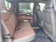 ✅ 2022 GMC Sierra 1500 Denali Ultimate • VIN: 1GTUUHET0NZ645872 • Лот: 54356994. Опубликован ранее на Copart с пробегом 35 358 миль. Бесплатный доступ к архиву аукционных продаж из США и подробный отчёт об истории автомобиля на DreamBid. Изображение 10.