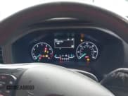 ✅ 2022 Ford Transit Cargo • VIN: 1FTBR2Y8XNKA64675 • Lot: 42066220. Wystawiony na IAAI z przebiegiem 85 893 mil. Bezpłatny archiwum sprzedaży aukcyjnych z USA i szczegółowy raport historii pojazdu na DreamBid. Zdjęcie 7.