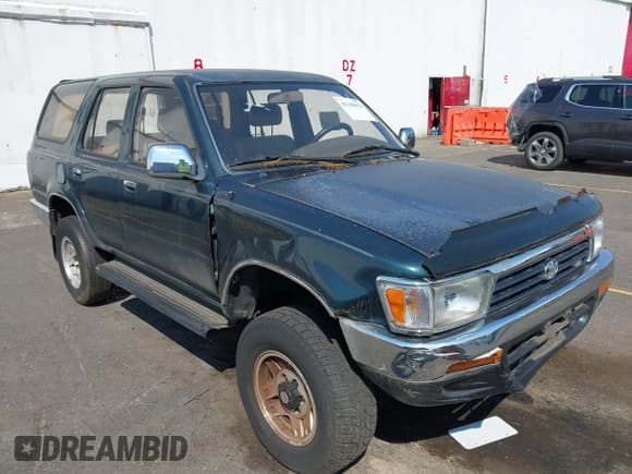 ✅ 1995 Toyota 4Runner • VIN: JT3VN29V1S0051709 • Lot: 43108674. Wystawiony na IAAI z przebiegiem 192 823 mil. Bezpłatny archiwum sprzedaży aukcyjnych z USA i szczegółowy raport historii pojazdu na DreamBid. Zdjęcie 6.