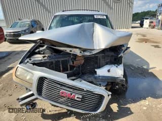 ✅ 1999 GMC Denali • VIN: 1GKEK13R0XR914811 • Lot: 62714765. Wystawiony na Copart z przebiegiem 190 112 mil. Bezpłatny archiwum sprzedaży aukcyjnych z USA i szczegółowy raport historii pojazdu na DreamBid. Zdjęcie 5.