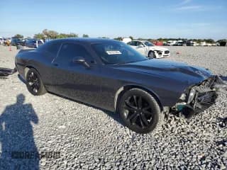 ✅ 2016 Dodge Challenger SXT • VIN: 2C3CDZAG5GH185271 • Lot: 82701295. Wystawiony na Copart z przebiegiem 102 786 mil. Bezpłatny archiwum sprzedaży aukcyjnych z USA i szczegółowy raport historii pojazdu na DreamBid. Zdjęcie 4.
