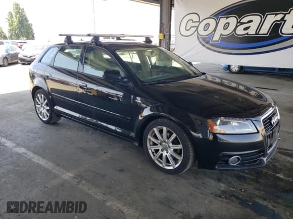 ✅ 2013 Audi A3 Premium Plus • VIN: WAUKJAFM0DA030456 • Lot: 60931685. Listed on Copart with 107,250 mi. Free auction sales archive from the USA and detailed vehicle history report at DreamBid. Image 4.