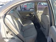 ✅ 2001 Hyundai Elantra GLS • VIN: KMHDN45D21U187009 • Lot: 41179646. Wystawiony na IAAI z przebiegiem 94 801 mil. Bezpłatny archiwum sprzedaży aukcyjnych z USA i szczegółowy raport historii pojazdu na DreamBid. Zdjęcie 8.