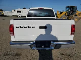 ✅ 2001 Dodge Dakota Sport • VIN: 1B7GL2AN81S120632 • Lot: 50730415. Wystawiony na Copart z przebiegiem 191 302 mil. Bezpłatny archiwum sprzedaży aukcyjnych z USA i szczegółowy raport historii pojazdu na DreamBid. Zdjęcie 6.
