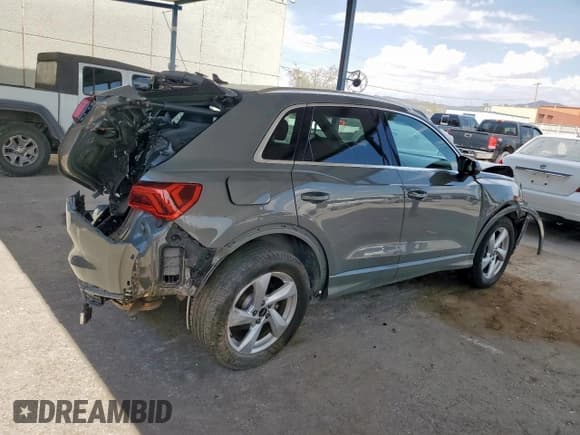 ✅ 2022 Audi Q3 Premium • VIN: WA1AUCF34N1140656 • Lot: 68894635. Listed on Copart with 36,490 mi. Free auction sales archive from the USA and detailed vehicle history report at DreamBid. Image 3.
