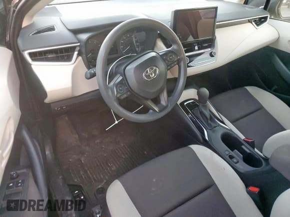 ✅ 2024 Toyota Corolla LE • VIN: 5YFB4MDE5RP130210 • Lot: 91923865. Listed on Copart with Not provided. Free auction sales archive from the USA and detailed vehicle history report at DreamBid. Image 8.