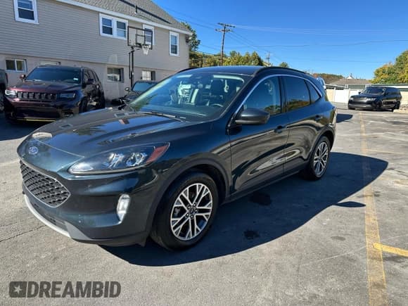 ✅ 2022 Ford Escape SEL • VIN: 1FMCU0H66NUB19886 • Lot: 89692495. Listed on Copart with 129,281 mi. Free auction sales archive from the USA and detailed vehicle history report at DreamBid. Image 1.