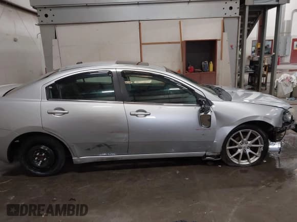 ✅ 2012 Mitsubishi Galant ES • VIN: 4A32B3FF9CE011633 • Lot: 43106281. Listed on IAAI with 95,893 mi. Free auction sales archive from the USA and detailed vehicle history report at DreamBid. Image 14.