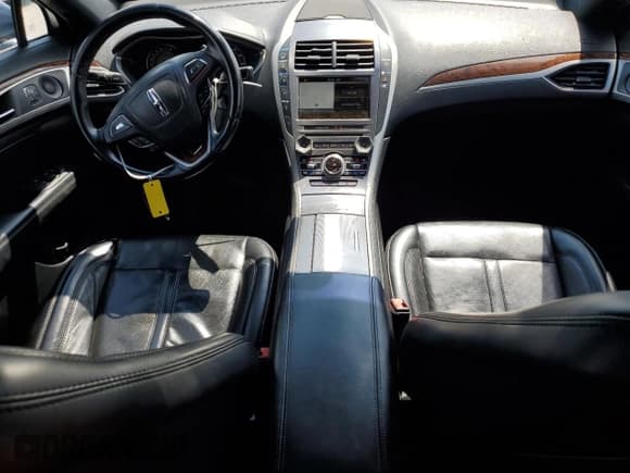 ✅ 2018 Lincoln MKZ Reserve • VIN: 3LN6L5F92JR628420 • Lot: 70084855. Listed on Copart with 99,824 mi. Free auction sales archive from the USA and detailed vehicle history report at DreamBid. Image 8.