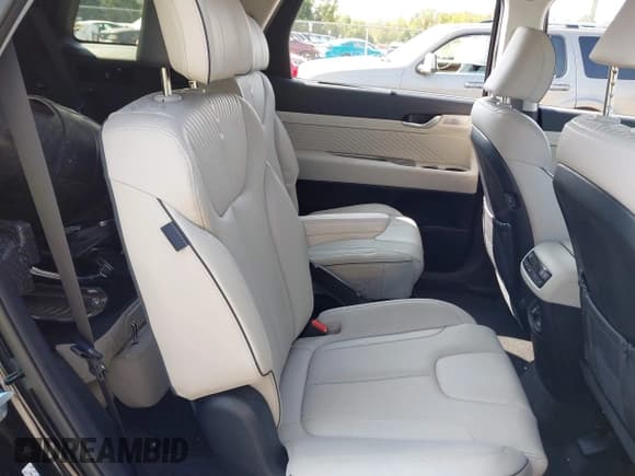 ✅ 2024 Hyundai Palisade Calligraphy • VIN: KM8R7DGE8RU795005 • Лот: 43174825. Опубликован ранее на IAAI с пробегом 7 807 миль. Бесплатный доступ к архиву аукционных продаж из США и подробный отчёт об истории автомобиля на DreamBid. Изображение 8.