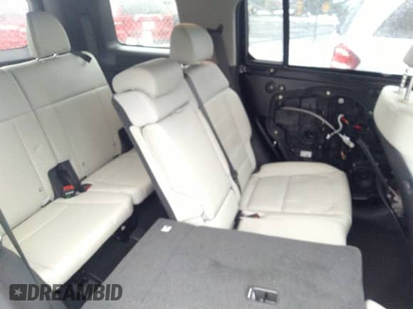 2024 Hyundai Santa Fe Limited с VIN 5NMP4DGL2RH008639, выставлен на аукционе IAAI как лот 41652907 с пробегом 17 704 миль миль и . История ставок и продаж доступна на DreamBid. Изображение 8.