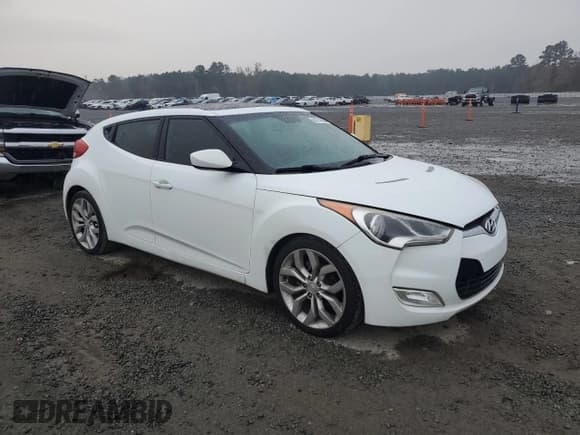 ✅ 2012 Hyundai Veloster w/Gray Int • VIN: KMHTC6AD3CU035360 • Lot: 80714504. Wystawiony na Copart z przebiegiem 188 673 mil. Bezpłatny archiwum sprzedaży aukcyjnych z USA i szczegółowy raport historii pojazdu na DreamBid. Zdjęcie 4.