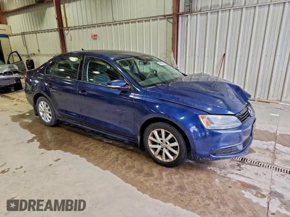 ✅ 2011 Volkswagen Jetta SE • VIN: 3VWDZ7AJ0BM387668 • Лот: 94935855. Опубликован ранее на Copart с пробегом 231 467 миль. Бесплатный доступ к архиву аукционных продаж из США и подробный отчёт об истории автомобиля на DreamBid. Изображение 4.