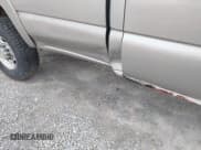 ✅ 2005 Chevrolet Silverado 2500HD LS • VIN: 1GCHK23235F842020 • Lot: 43671164. Wystawiony na IAAI z przebiegiem 270 891 mil. Bezpłatny archiwum sprzedaży aukcyjnych z USA i szczegółowy raport historii pojazdu na DreamBid. Zdjęcie 6.