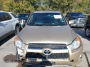 ✅ 2010 Toyota RAV4 Limited • VIN: 2T3YF4DV6AW040448 • Лот: 43669265. Опубликован ранее на IAAI с пробегом 203 117 миль. Бесплатный доступ к архиву аукционных продаж из США и подробный отчёт об истории автомобиля на DreamBid. Изображение 12.