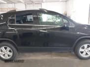 ✅ 2020 Chevrolet Trax LT • VIN: KL7CJPSB6LB079634 • Lot: 43041981. Wystawiony na IAAI z przebiegiem 51 318 mil. Bezpłatny archiwum sprzedaży aukcyjnych z USA i szczegółowy raport historii pojazdu na DreamBid. Zdjęcie 13.