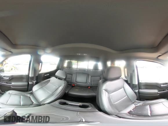 ✅ 2019 Chevrolet Silverado 1500 LTZ • VIN: 3GCUYGED1KG199931 • Lot: 69925864. Wystawiony na Copart z przebiegiem 28 884 mil. Bezpłatny archiwum sprzedaży aukcyjnych z USA i szczegółowy raport historii pojazdu na DreamBid. Zdjęcie 13.