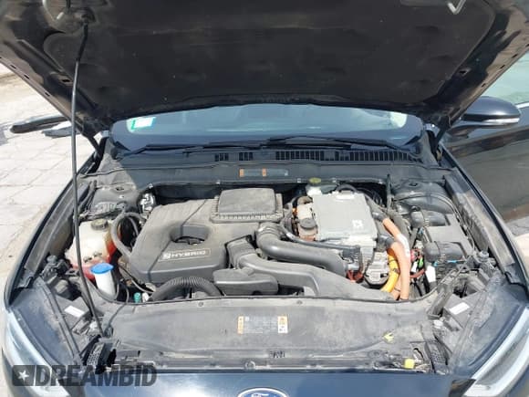 ✅ 2017 Ford Fusion Hybrid Titanium • VIN: 3FA6P0RU2HR360481 • Лот: 42902061. Опубликован ранее на IAAI с пробегом 88 086 миль. Бесплатный доступ к архиву аукционных продаж из США и подробный отчёт об истории автомобиля на DreamBid. Изображение 10.