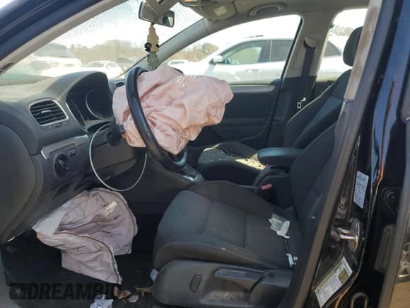 ✅ 2013 Volkswagen Golf w/Conv & Sunroof • VIN: WVWDB7AJ5DW139054 • Lot: 52158875. Listed on Copart with 163,584 mi. Free auction sales archive from the USA and detailed vehicle history report at DreamBid. Image 7.