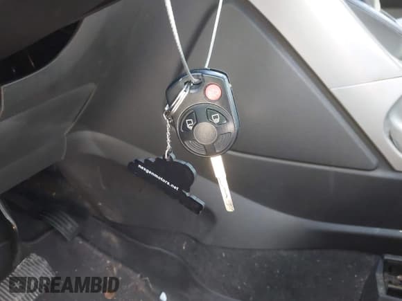 ✅ 2016 Ford Escape SE • VIN: 1FMCU9GX0GUB92656 • Лот: 43641641. Опубликован ранее на IAAI с пробегом 113 422 миль. Бесплатный доступ к архиву аукционных продаж из США и подробный отчёт об истории автомобиля на DreamBid. Изображение 11.