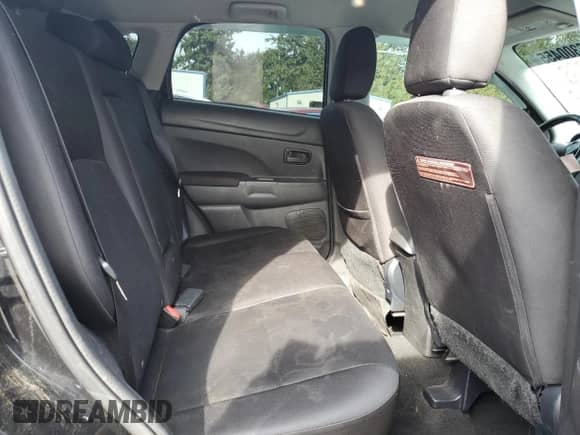 2014 Mitsubishi Outlander ES z VIN 4A4AR3AU7EE026420, wystawiony jako Copart lot #86300455 z przebiegiem 134 634 mil mil oraz Czysty tytuł • Clean title. Historia ofert i sprzedaży dostępna na DreamBid. Obrazek 11.