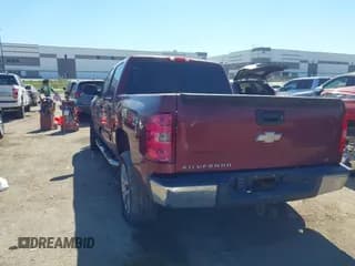 ✅ 2008 Chevrolet Silverado 1500 LTZ • VIN: 2GCEK13M081164157 • Lot: 43418768. Wystawiony na IAAI z przebiegiem 427 870 mil. Bezpłatny archiwum sprzedaży aukcyjnych z USA i szczegółowy raport historii pojazdu na DreamBid. Zdjęcie 3.